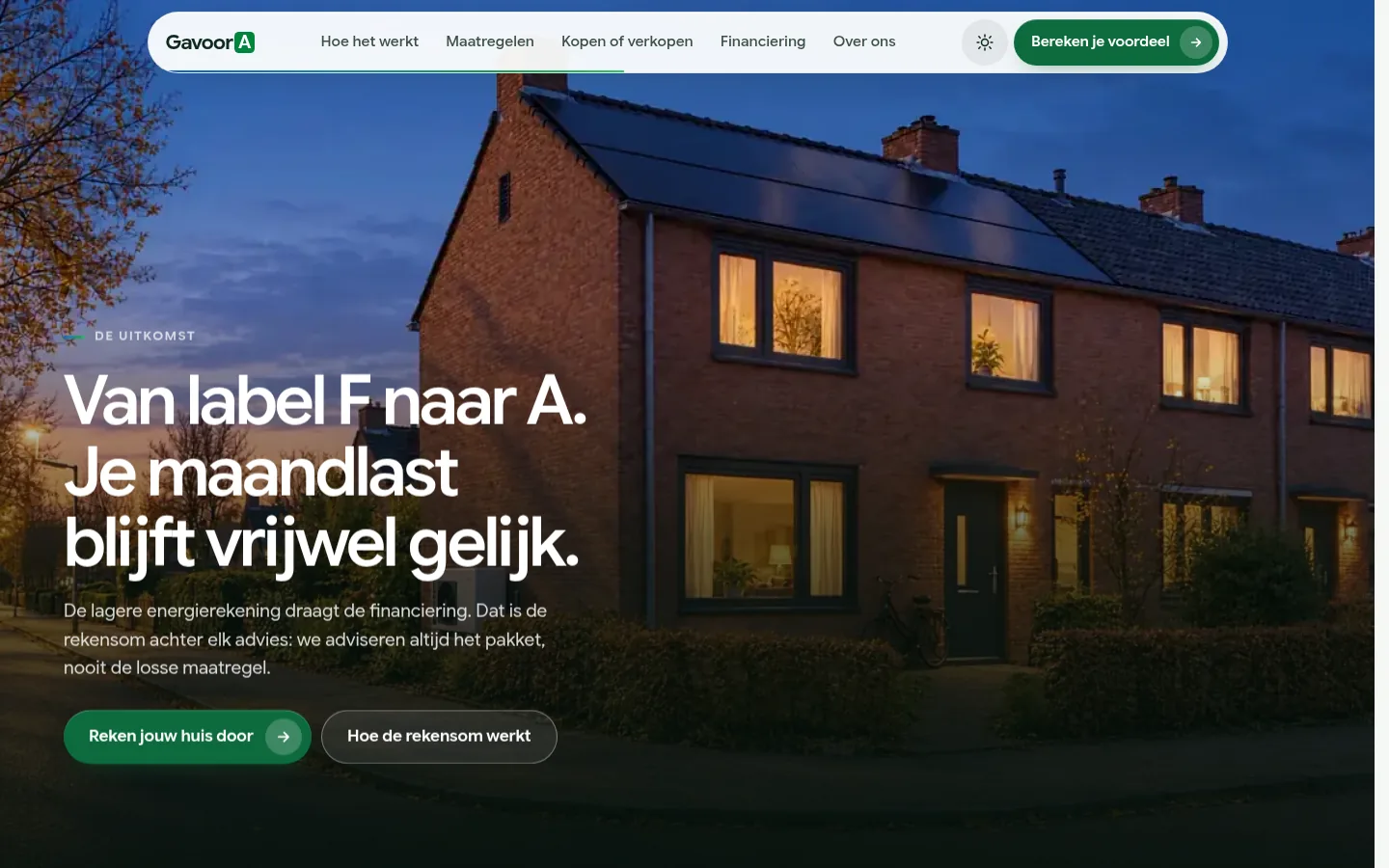 GavoorA section: Van label F naar A, over an evening photo of terraced houses